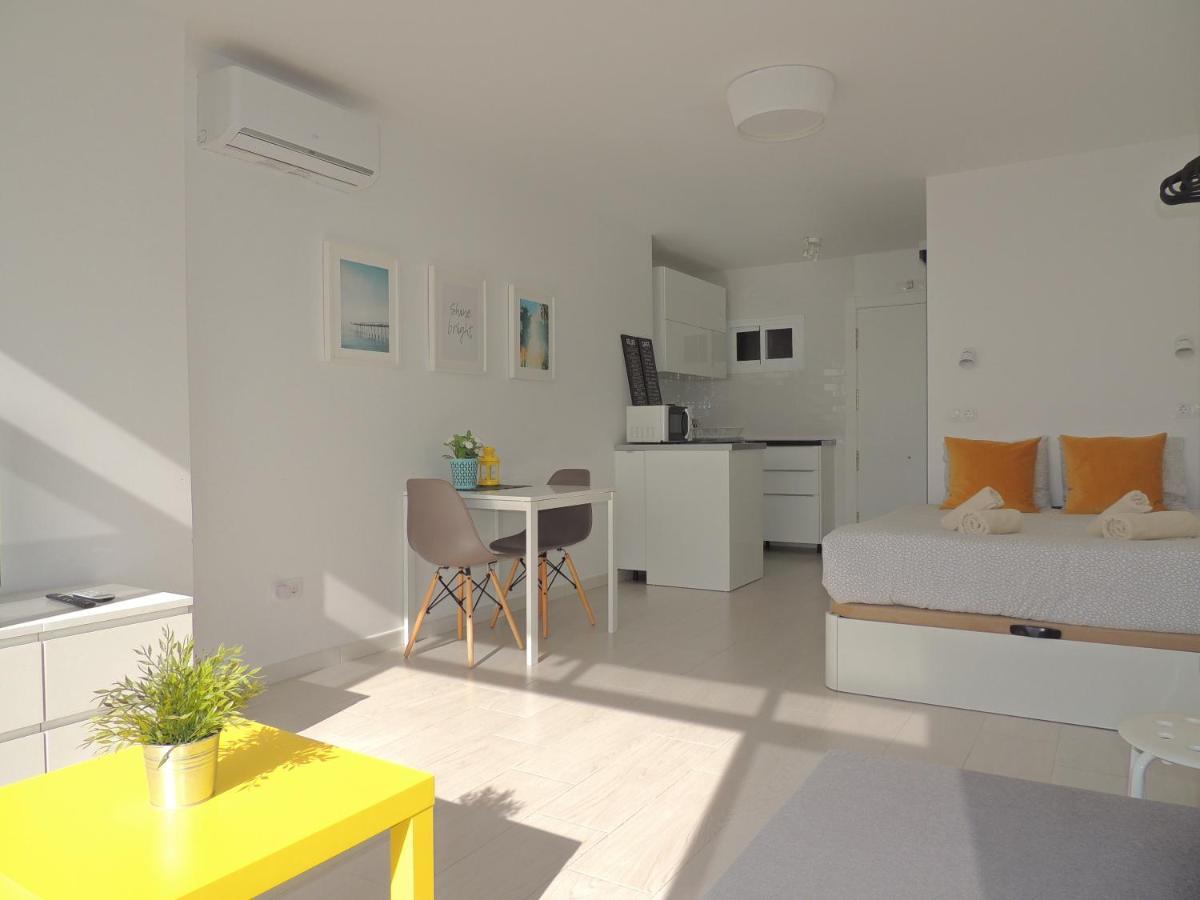 Puertosol Studio 102 Beach Playa - Sea Views Vistas Mar 베날마데나코스타 외부 사진